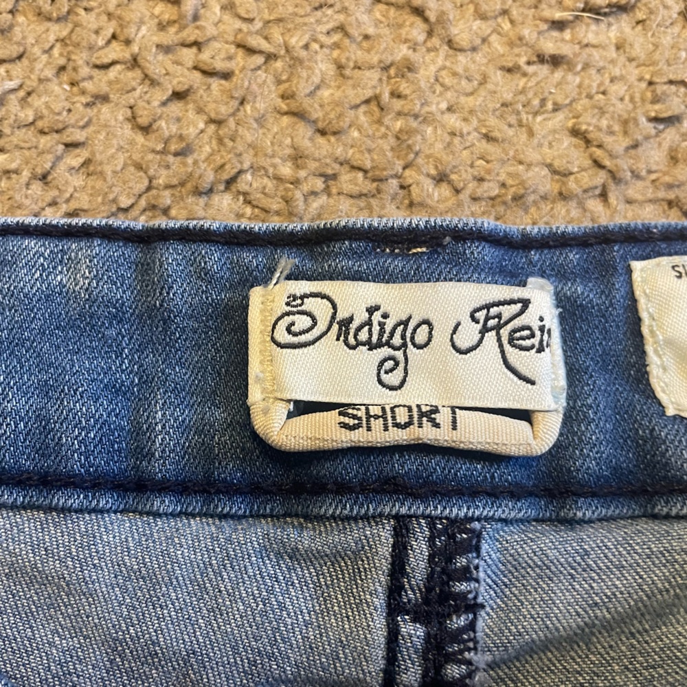 Indigo Rein Blue Denim Distressed Jean Shorts, Size 3 - Picture 7 of 13